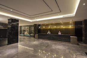 Orange Hotel Select
