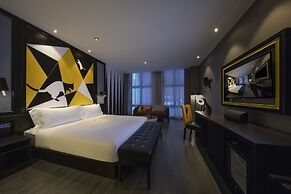 Orange Hotel Select