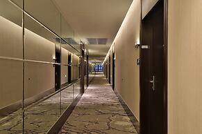 Orange Hotel Select