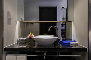 Orange Hotel Select