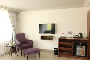 Silver Shell Hotel