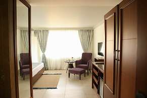 Silver Shell Hotel
