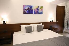 Silver Shell Hotel