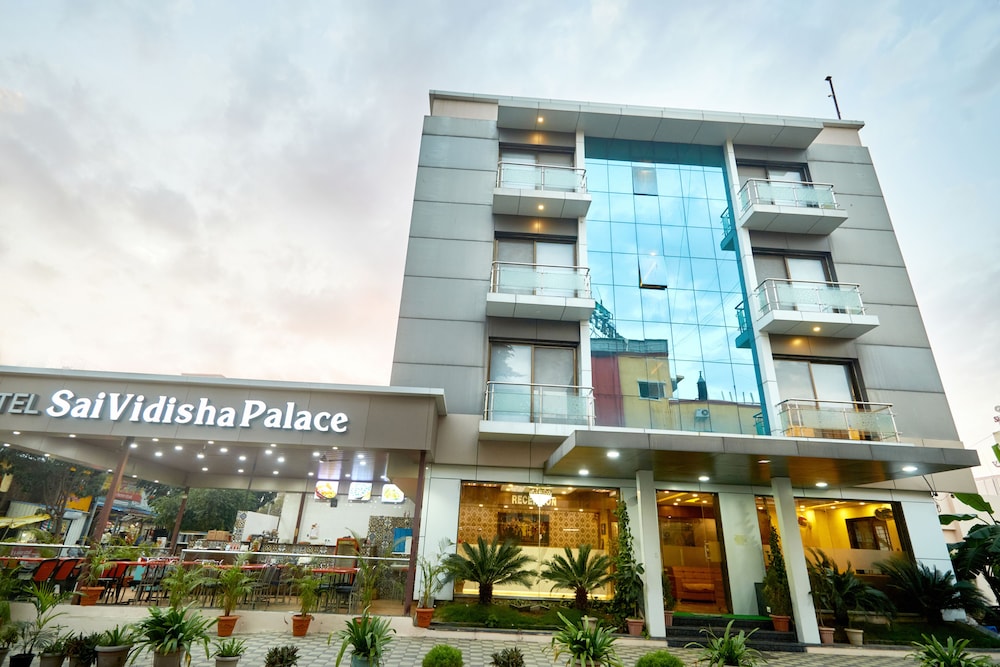 Hotel Sai Vidisha Palace