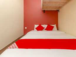 OYO 778 BMW 2 Hotel