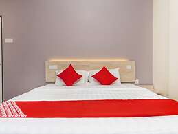 OYO 778 BMW 2 Hotel