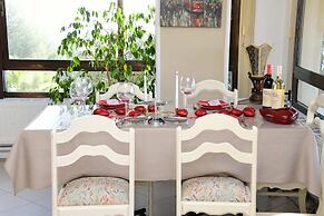 Teras Motel