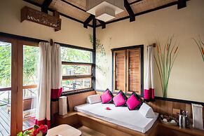 Inle Heritage Stilt House