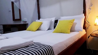 The Max Villa