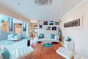 Luxury Beach Villa