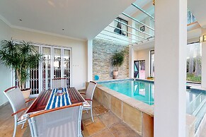 Luxury Beach Villa