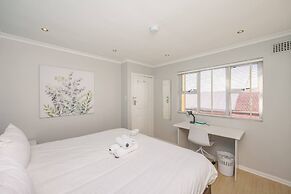 Contemporary 4 Bedroom Home