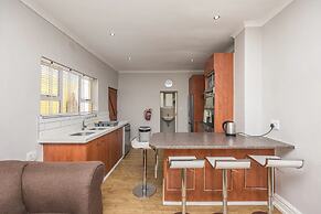 Contemporary 4 Bedroom Home