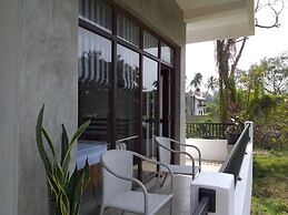 Green wood villa