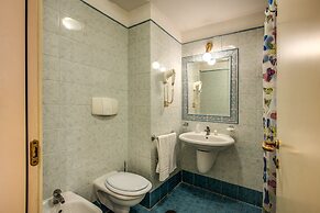 Hotel Laura