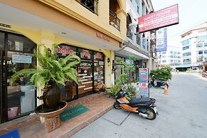 OYO 520 Pattaya Cantina