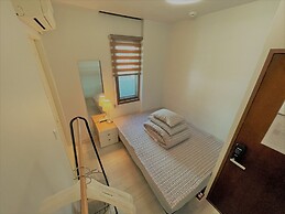 Stitches House - Hostel