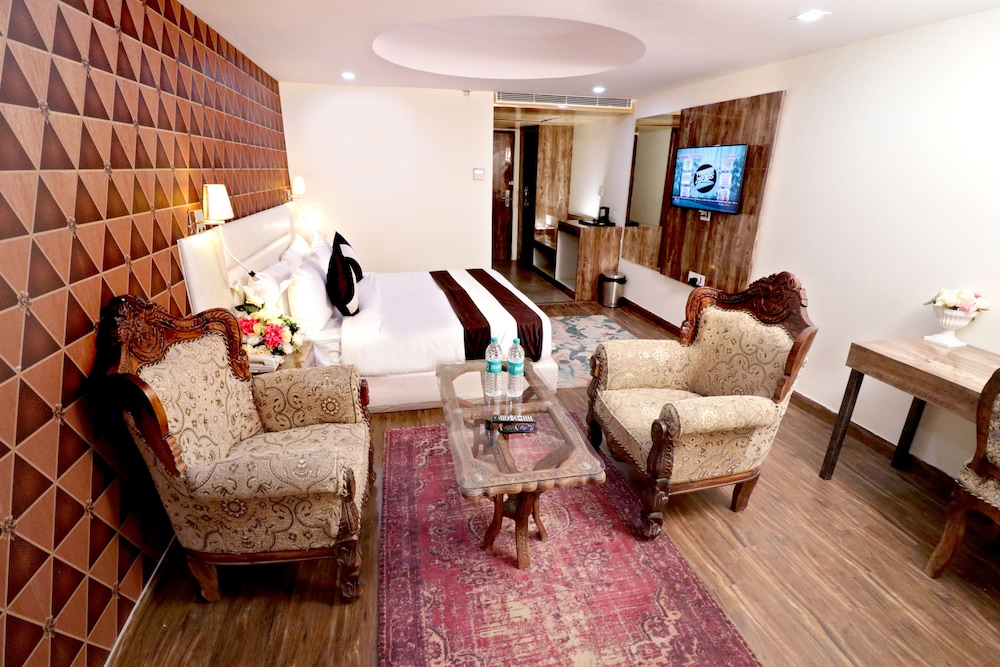 Royal Park Resorts