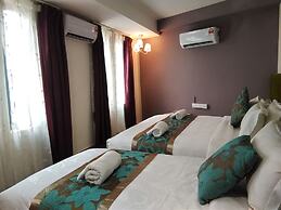 77 Boutique Hotel