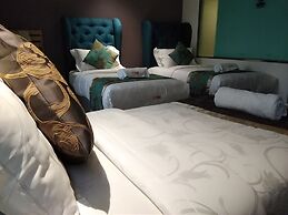 77 Boutique Hotel