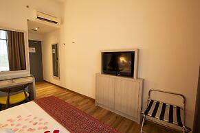 AZ Hotel & Serviced Apartments