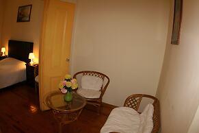 Mana Guest House