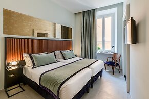 Adrianus Hotel