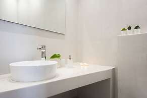 White Orchid Luxury Suites