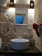 Trullo Madia with Shared Hot Tub in Nature