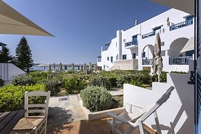 Kouros Village