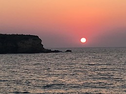 Kouros Village