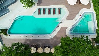 Centara Sonrisa Residences & Suites Sriracha