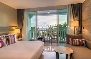 Centara Ao Nang Beach Resort & Spa Krabi