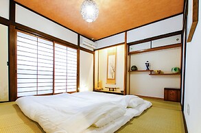 Karan Tojisenbon