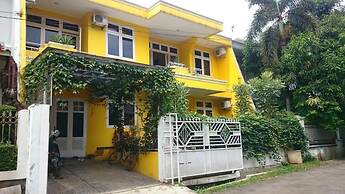 Cendana Mulia Hostel