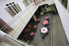 La Voisina Hotel