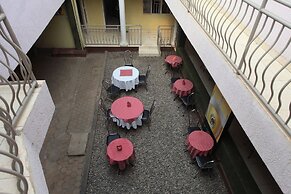 La Voisina Hotel