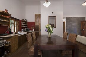 Plateau House