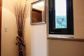 Elina's House
