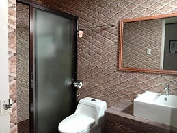7 Meadows Inn