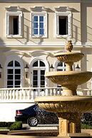 La Contessa Castle Hotel