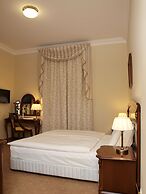 La Contessa Castle Hotel