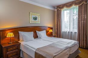 La Contessa Castle Hotel