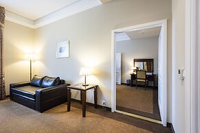 La Contessa Castle Hotel
