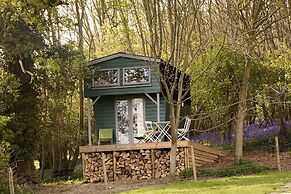 Extraordinary Huts