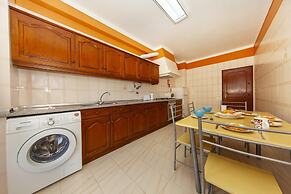 A10 Windmill 1 Bed with Pool by Dreamalgarve