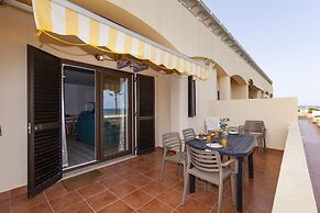 A15- Cliffside Beach Apartment by Dreamalgarve