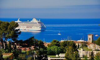 The Address Cassis