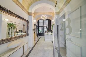 23 Boutique