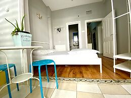 Windrose Hostel